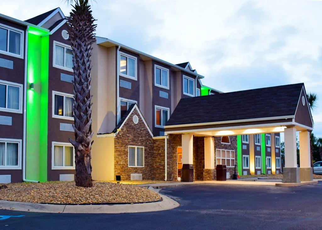 Quality Inn & Suites - Myrtle Beach image 3